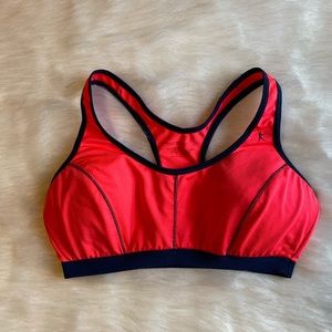 Danskin Now Size Large Sports Bra